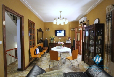 Cosy house for rent in Nghi Tam Village, Tay Ho District, Ha Noi